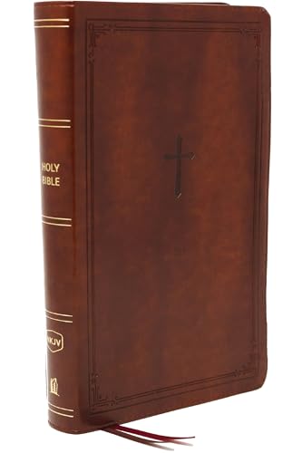 Nkjv, Reference Bible, Personal Size Large Print, Leathersoft, Brown, Red Letter Edition, Comfort Print: Holy Bible, New King James Version by Thomas Nelson, Imitation Leather book cover