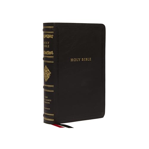 Nkjv, Personal Size Reference Bible, Sovereign Collection, Leathersoft, Black, Red Letter, Comfort Print: Holy Bible, New King James Version by Thomas Nelson, Imitation Leather book cover