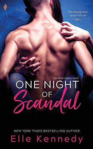 One Night of Scandal by Elle Kennedy (Paperback)