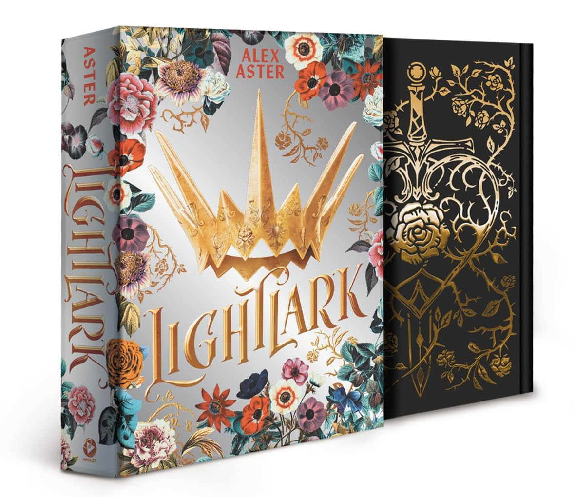 Lightlark: Collector’S Edition (The Lightlark Saga Book 1) (Volume 1)